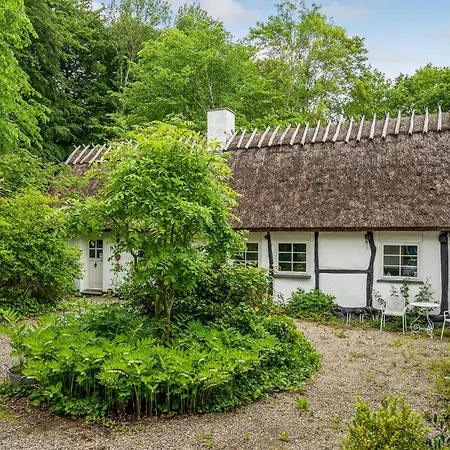 2 Bedroom Stunning In Nykobing Sj * Kildehuse